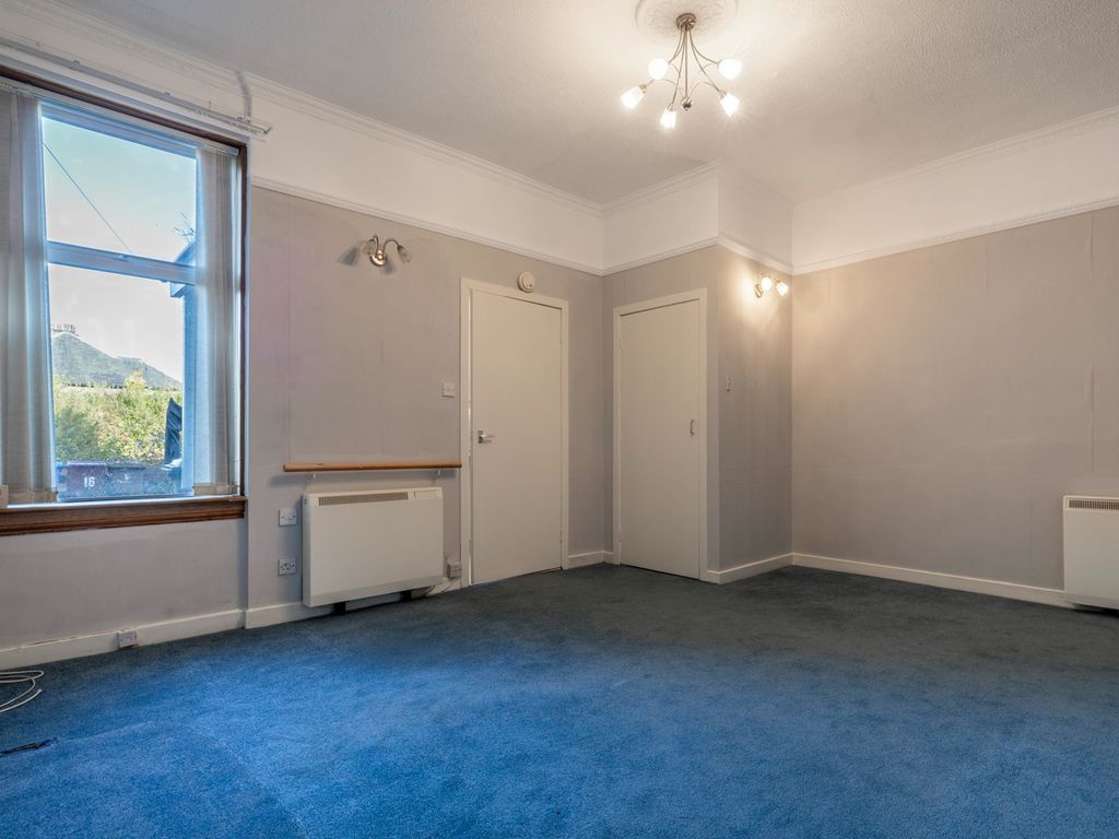 1 bed flat for sale in Dryburgh Avenue, Denny FK6, £49,995