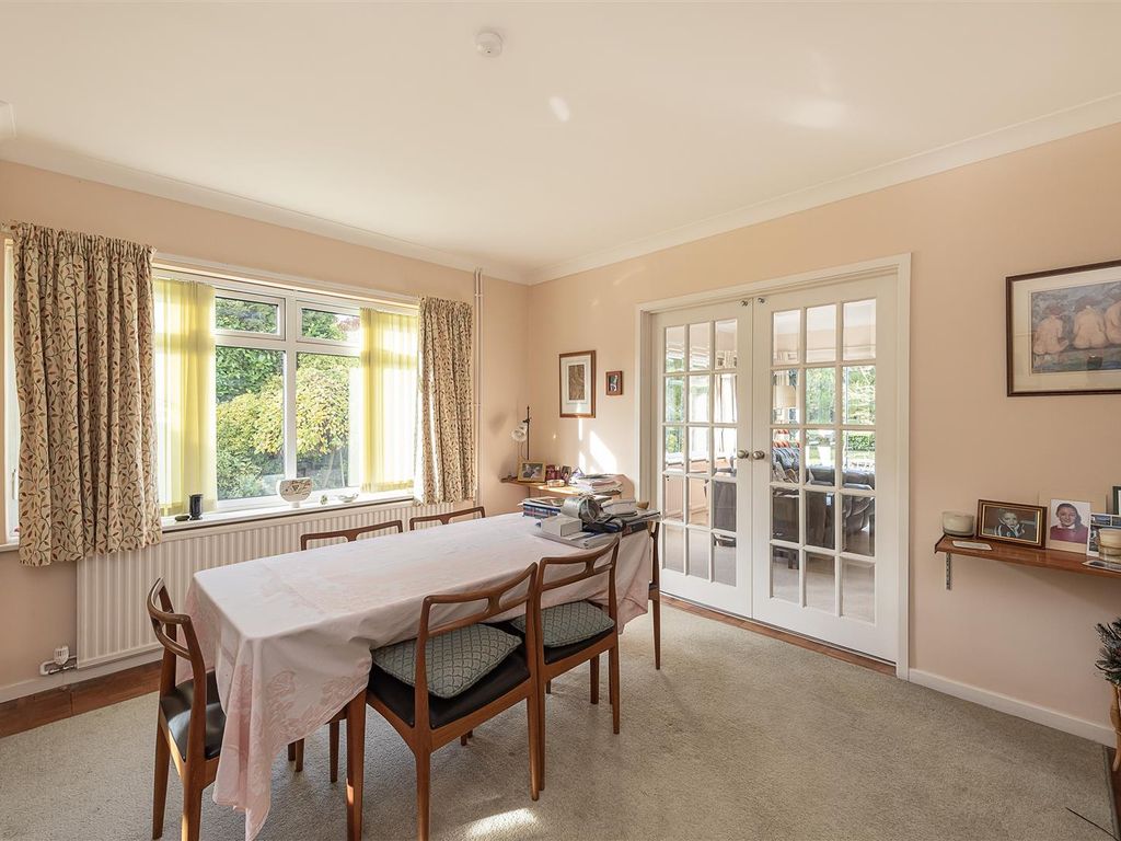 4 bed detached house for sale in Barlings Road, Harpenden AL5, £1,350,000