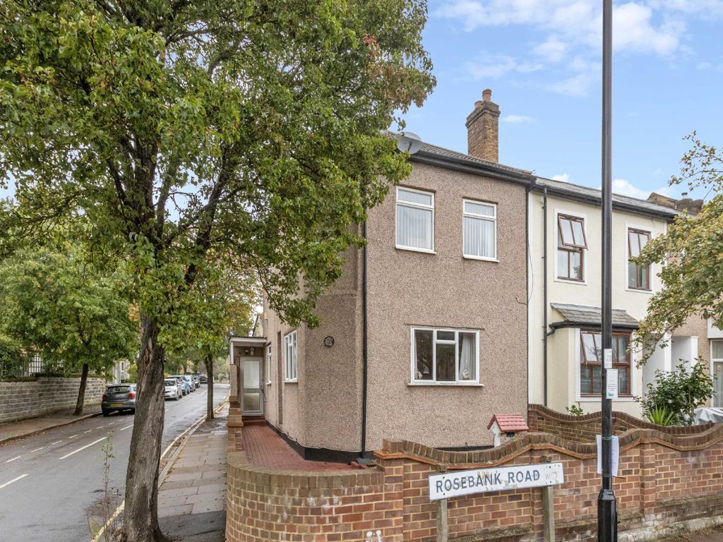2 bed detached house for sale in Rosebank Road, London W7, £699,950