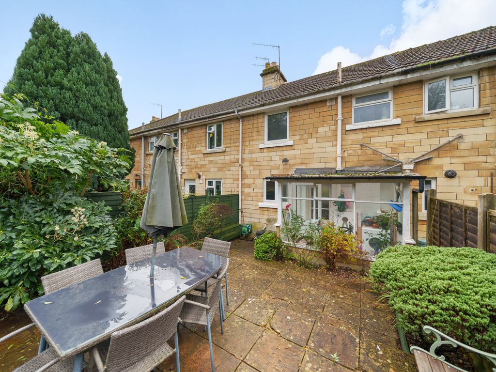 2 bed terraced house for sale in Avon Park, Bath, Somerset BA1, £270,000