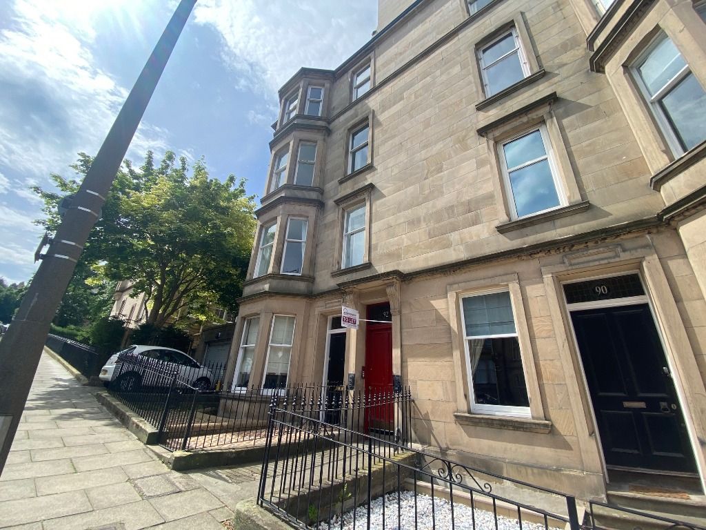 2 bed flat to rent in Comely Bank Avenue, Comely Bank, Edinburgh EH4, £1,350 pcm