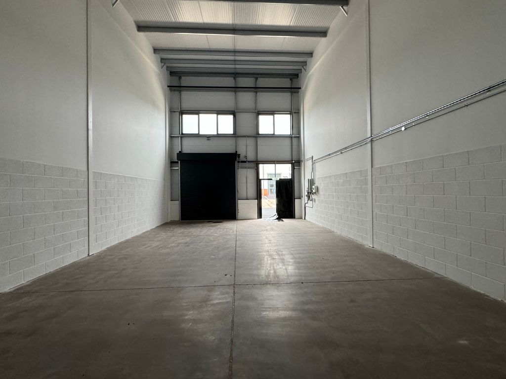 Industrial to let in Austin Close, Kingskerswell TQ12, £12,000 pa