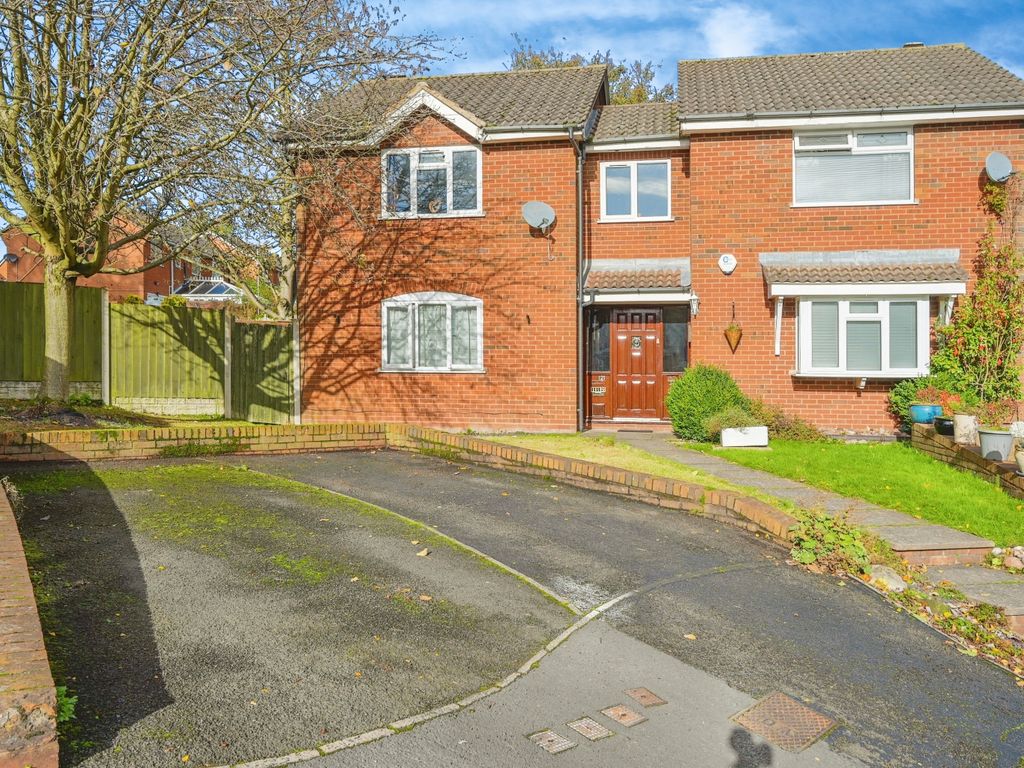 1 bed flat for sale in Bond Way, Hednesford, Cannock, Staffordshire WS12, £100,000