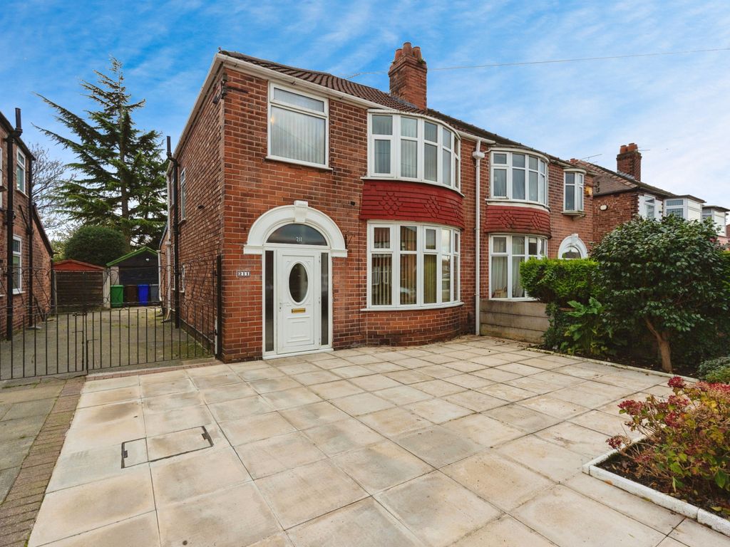 3 bed semi-detached house for sale in Brantingham Road, Manchester M21, £450,000