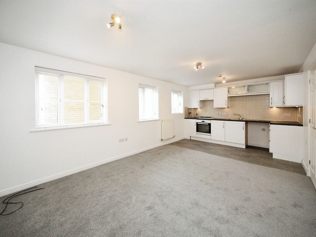 1 bed maisonette for sale in Peppercorn Way, Dunstable LU6, £140,000