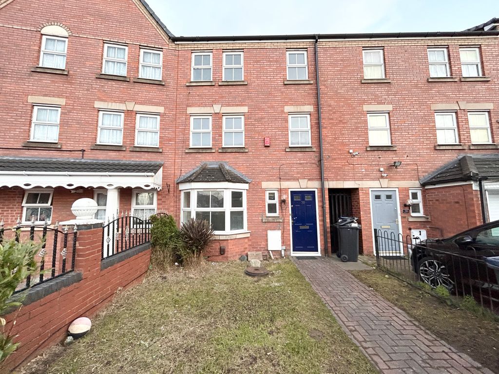 6 bed town house to rent in Graham Road, Birmingham B8, £1,600 pcm