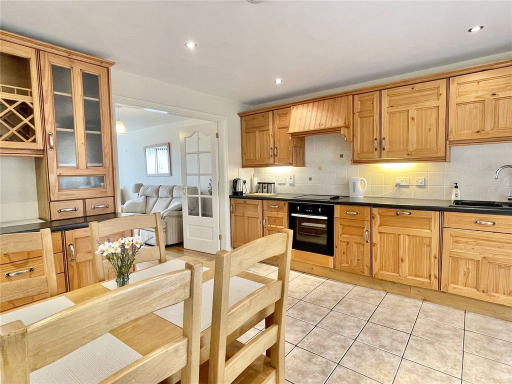 4 bed detached house for sale in Maesbrook, Oswestry, Shropshire SY10, £375,000