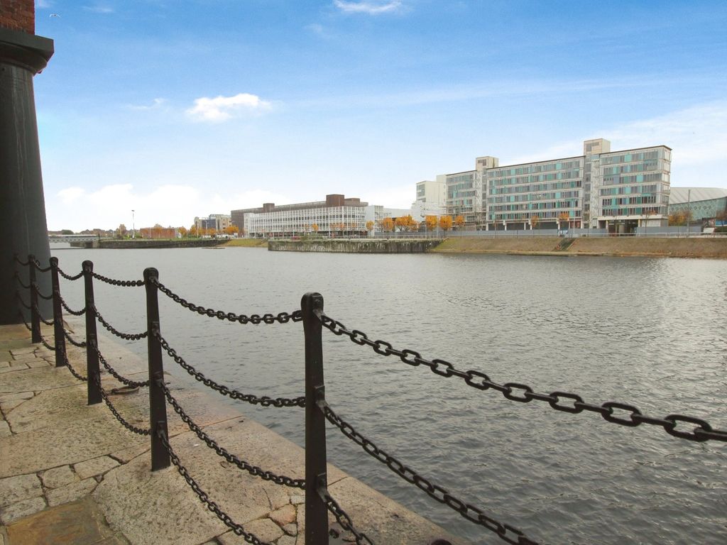 2 bed flat to rent in Wapping Quay, Liverpool, Merseyside L3, £1,200 pcm