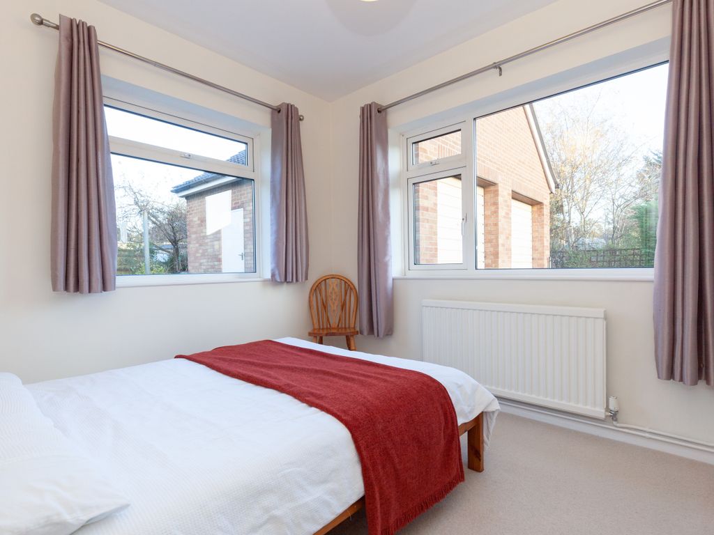 4 bed bungalow for sale in Hugh Allen Crescent, Marston OX3, £950,000