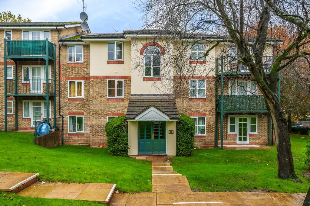 1 bed flat for sale in High Wycombe, Buckinghamshire HP11, £160,000