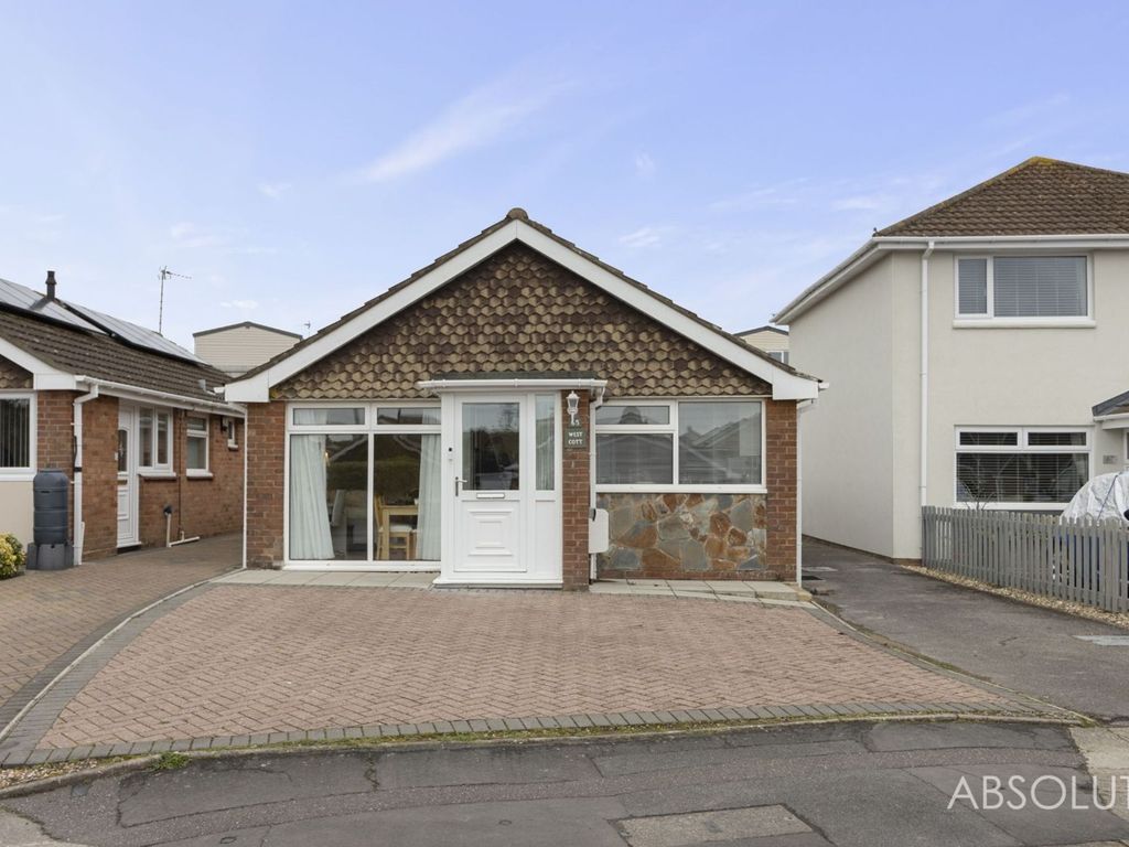 2 bed bungalow for sale in Gibson Road, Paignton TQ4, £265,000