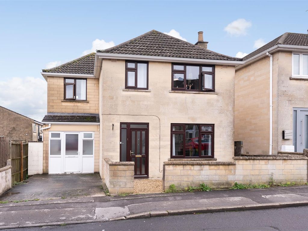 6 bed detached house to rent in Marsden Road, Bath BA2, £3,642 pcm