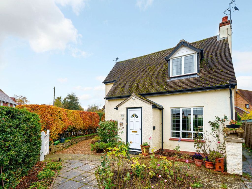 2 bed detached house for sale in The Green, Bromham, Bedford MK43, £350,000