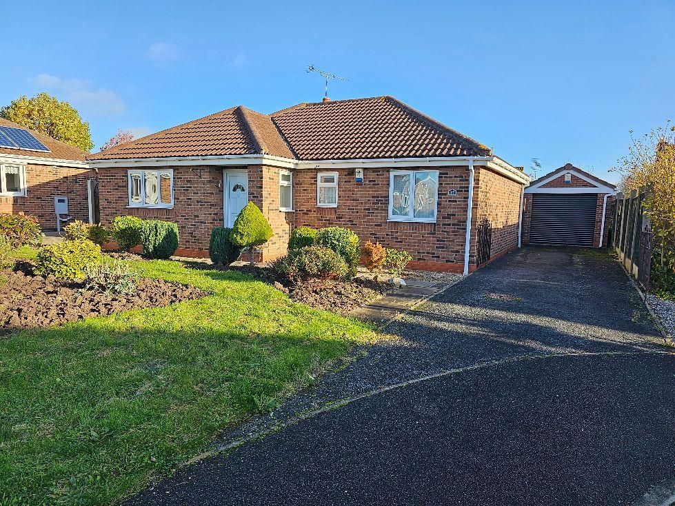 3 bed detached bungalow for sale in Chestnut Way, Tuxford, Newark NG22, £260,000