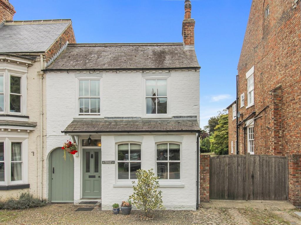 2 bed cottage for sale in Main Street, Helperby, York YO61, £325,000