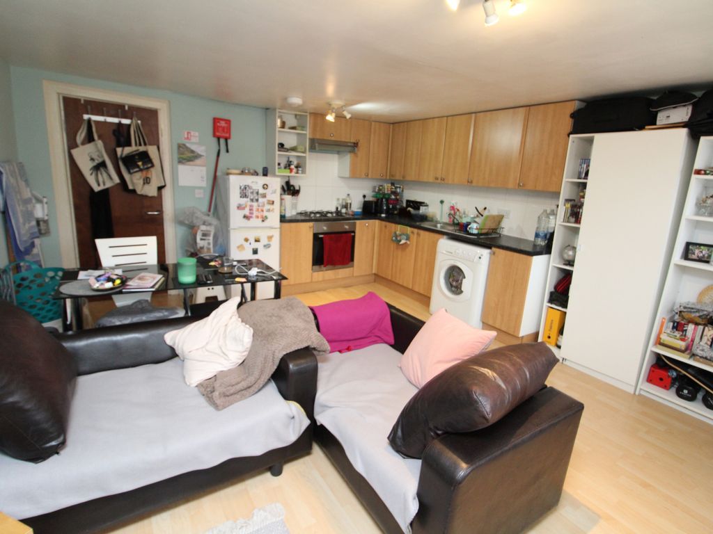 3 bed property for sale in Deptford High Street, London SE8, £850,000