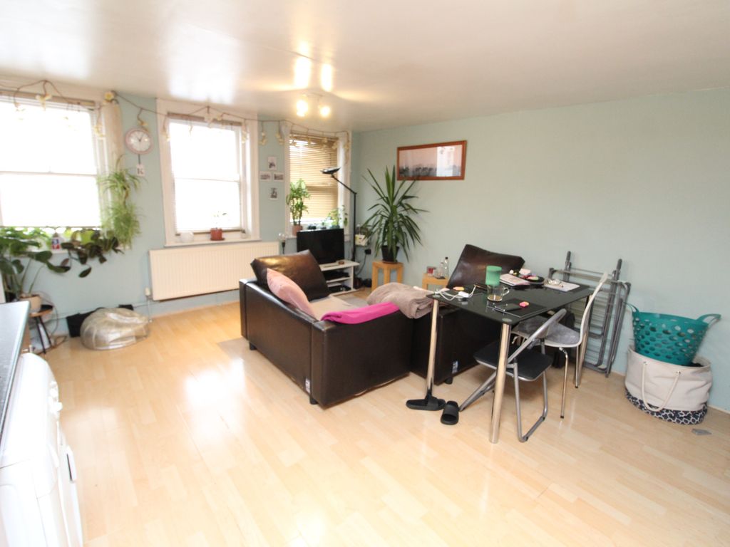 3 bed property for sale in Deptford High Street, London SE8, £850,000