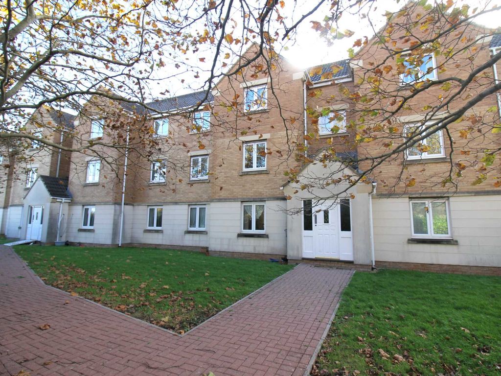 1 bed flat for sale in Macfarlane Chase, The Park BS23, £120,000