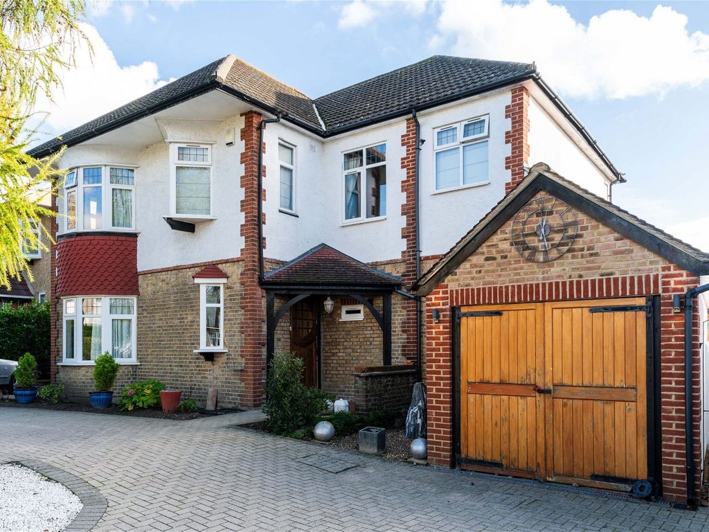 4 bed detached house for sale in Bromley Avenue, Bromley BR1, £1,295,000