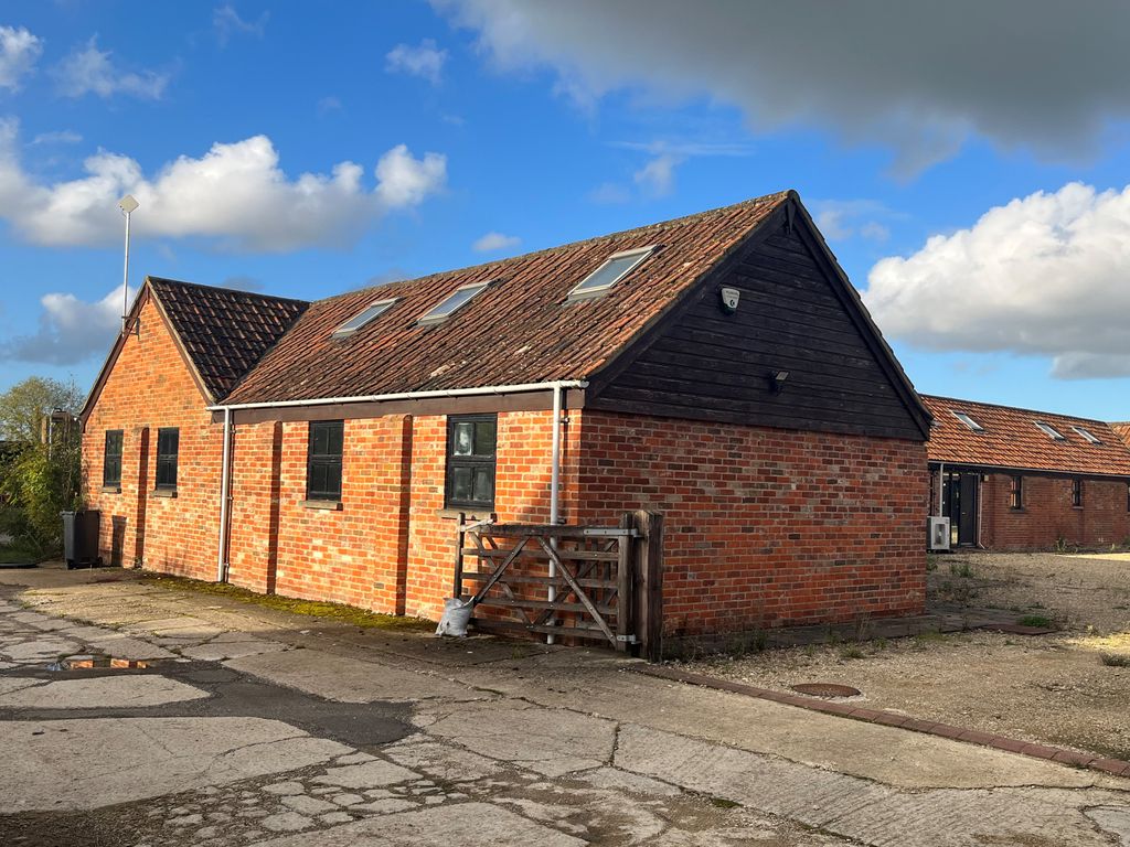 Office to let in Unit 17 Lotmead Business Village, Wanborough, Swindon SN4, £10,656 pa