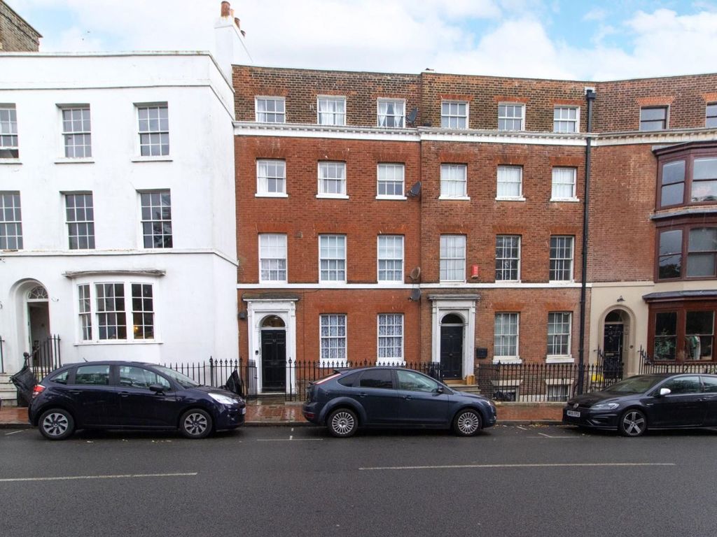 1 bed flat to rent in 43 Hawley Square, Margate CT9, £700 pcm