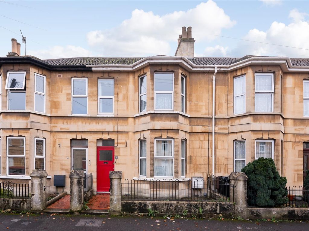 4 bed terraced house to rent in Victoria Road, Bath BA2, £2,508 pcm