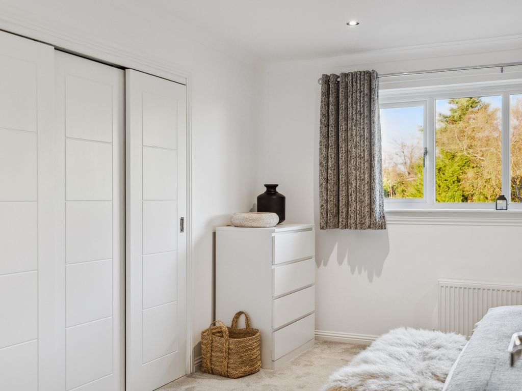 2 bed flat for sale in Ravenscourt, Thorntonhall, Lanarkshire G74, £350,000