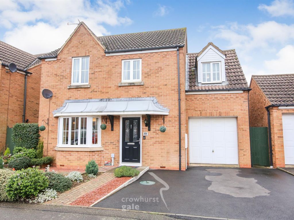 4 bed detached house for sale in Durrell Drive, Cawston, Rugby CV22, £365,000
