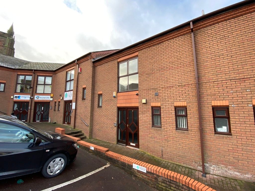 Office to let in 2 Fellgate Court, Newcastle, Staffordshire ST5, £5,000 pa
