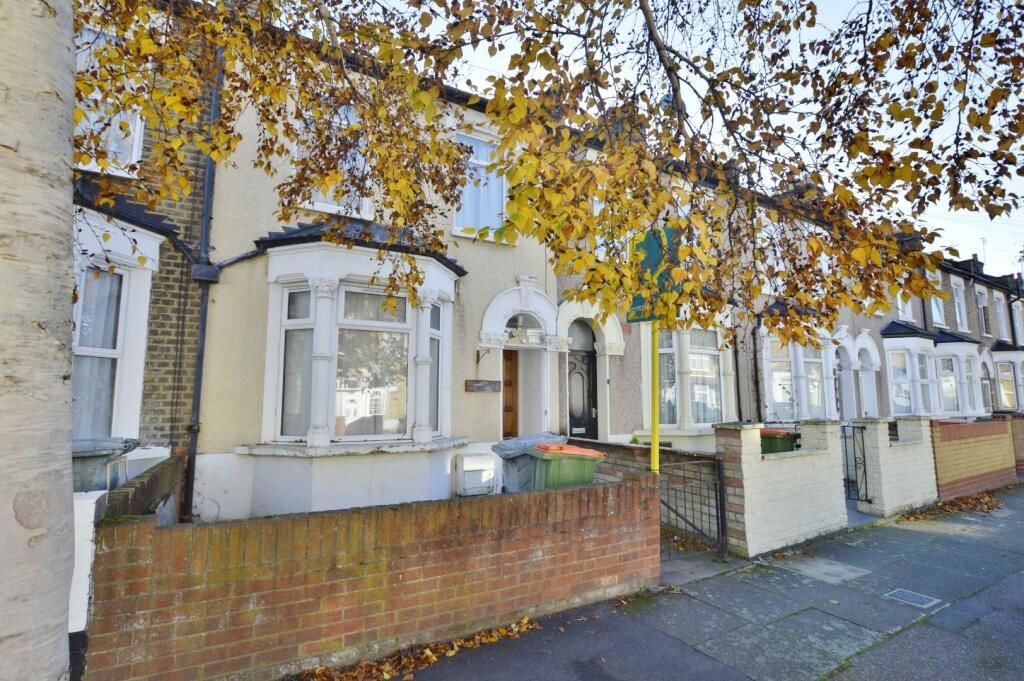 3 bed terraced house for sale in Kingsland Road, London E13, £340,000