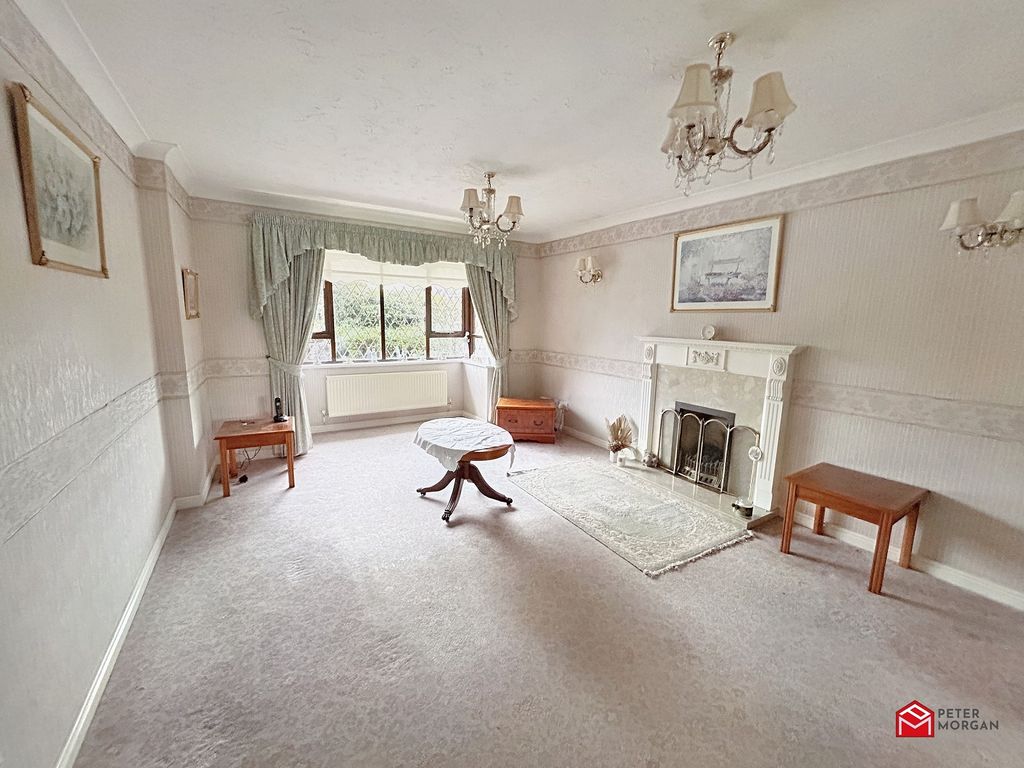 4 bed detached house for sale in Picton Gardens, Bridgend, Bridgend County. CF31, £325,000