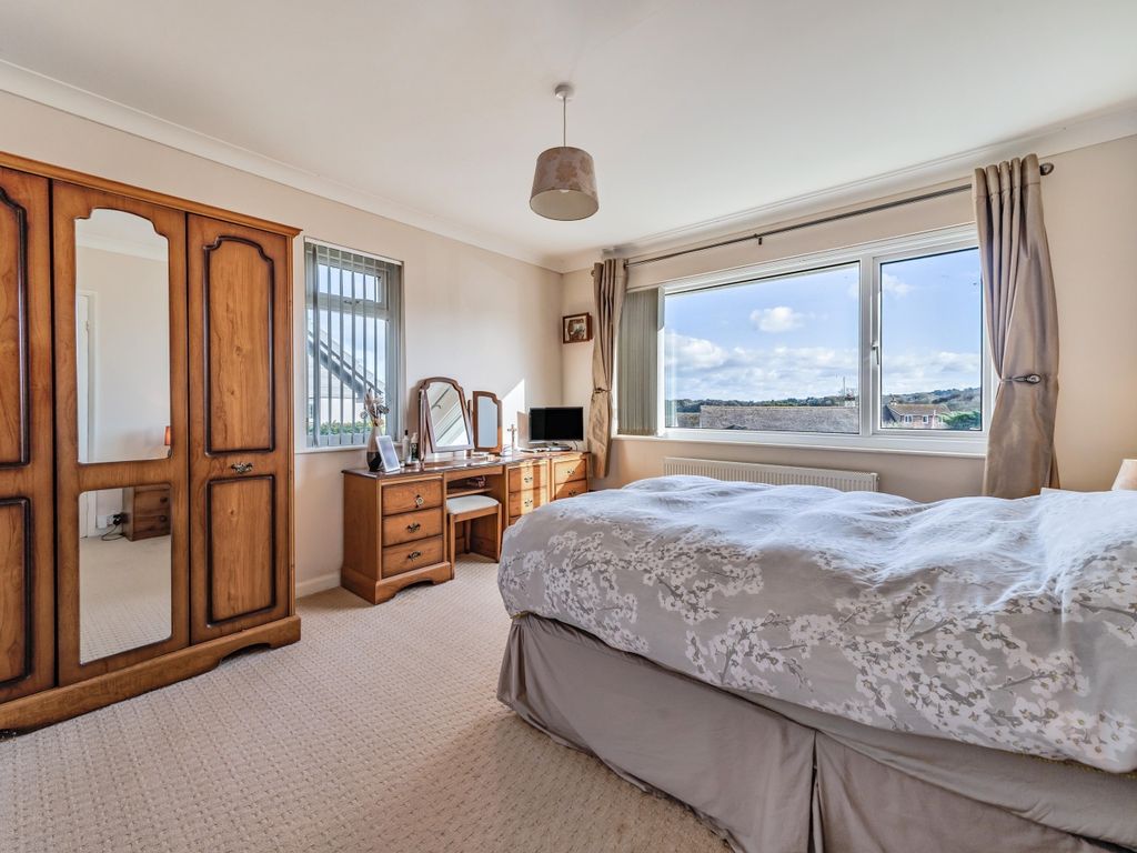 2 bed detached bungalow for sale in Broadsands Avenue, Broadsands, Paignton, Devon TQ4, £525,000
