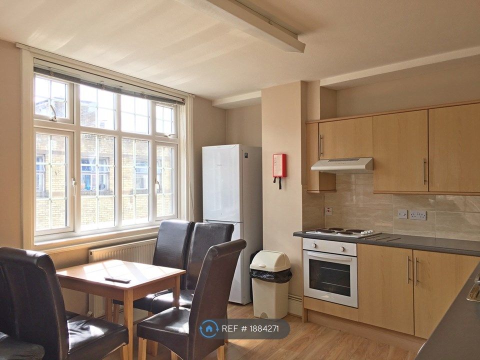 5 bed flat to rent in St. Nicholas Street, Bristol BS1, £4,000 pcm