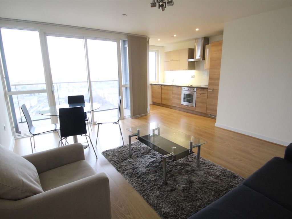 1 bed flat to rent in Hay Currie Street, London E14, £1,798 pcm