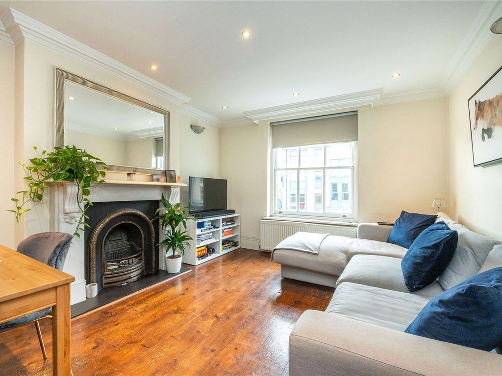 2 bed flat to rent in Balls Pond Road, De Beauvoir Town N1, £2,200 pcm