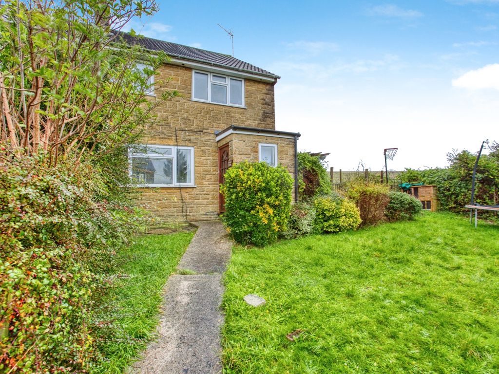 3 bed end terrace house for sale in Bridle Way, Barwick, Yeovil BA22, £180,000