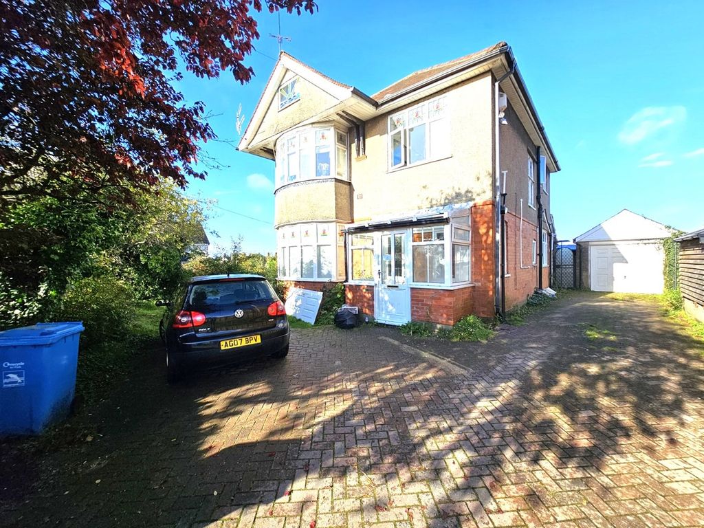 7 bed detached house for sale in Longfleet Road, Poole BH15, £675,000