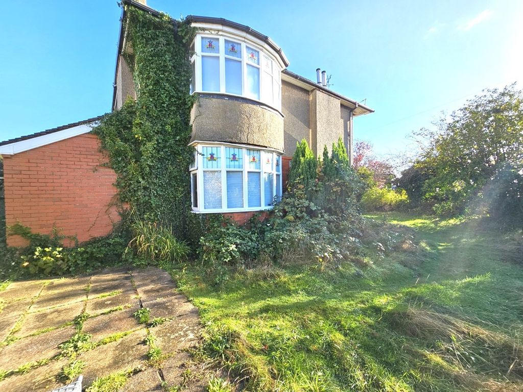 7 bed detached house for sale in Longfleet Road, Poole BH15, £675,000