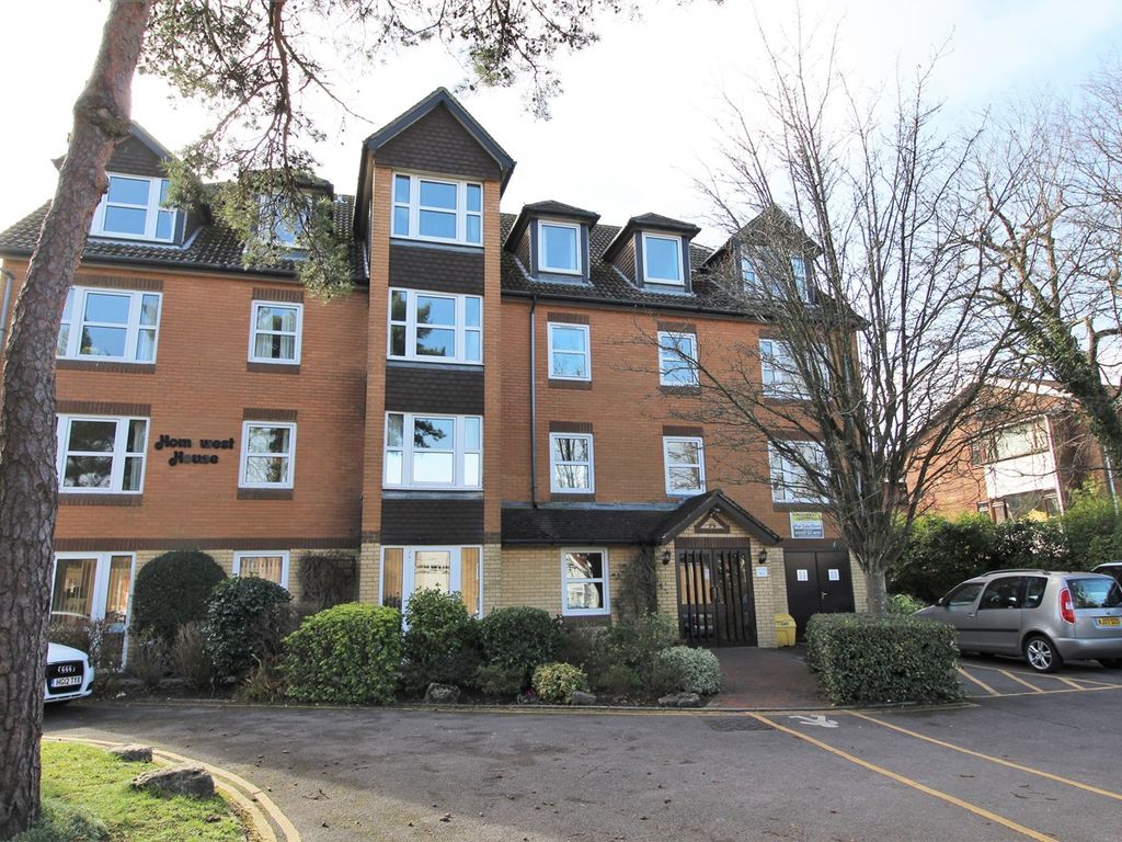 1 bed flat for sale in Homewest House, 35 Poole Road, Bournemouth BH4, £85,000