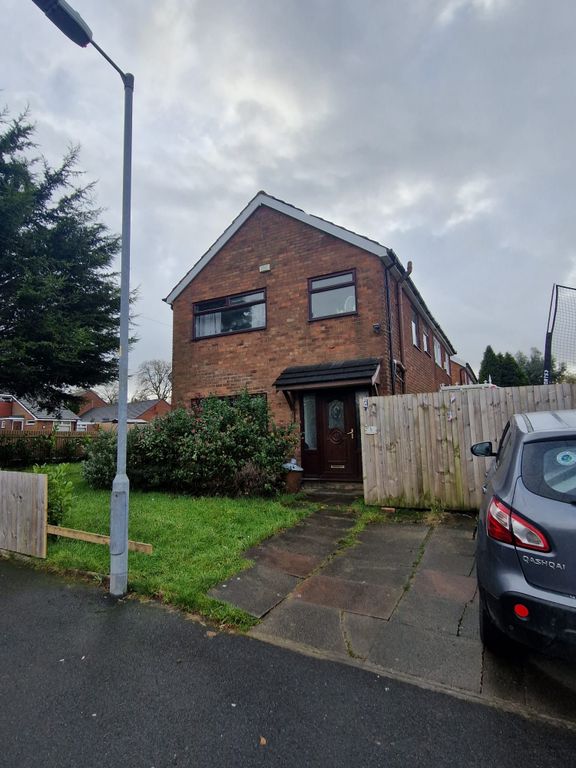 3 bed semi-detached house for sale in Denstone Crescent, Bolton BL2, £200,000