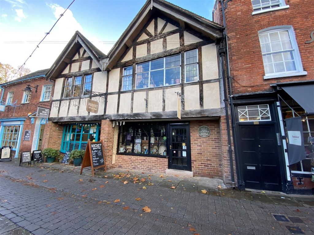 Retail premises to let in Church Street, Hereford HR1, £12,000 pa