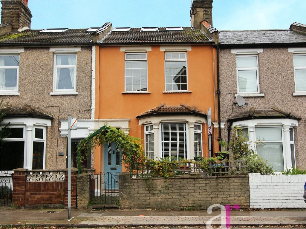 4 bed terraced house for sale in Lincoln Road, Enfield, Middlesex EN1, £520,000