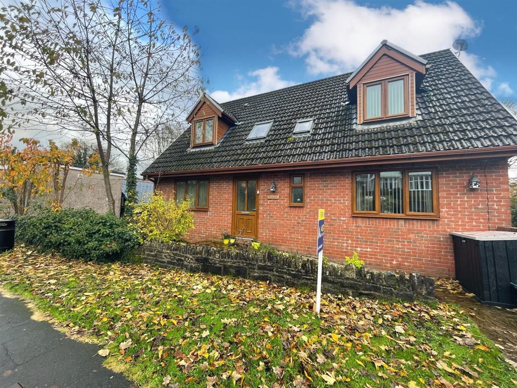 4 bed detached house for sale in Main Road, Cadoxton, Neath SA10, £299,950