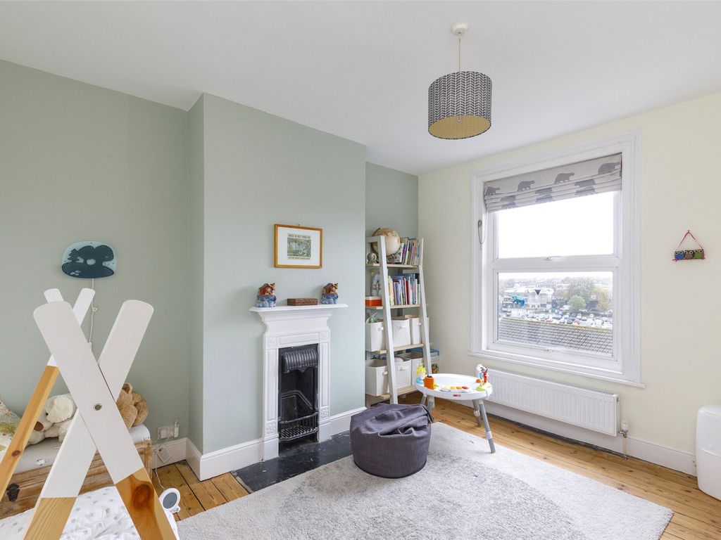 4 bed terraced house for sale in Fonthill Road, Hove, Brighton & Hove BN3, £750,000