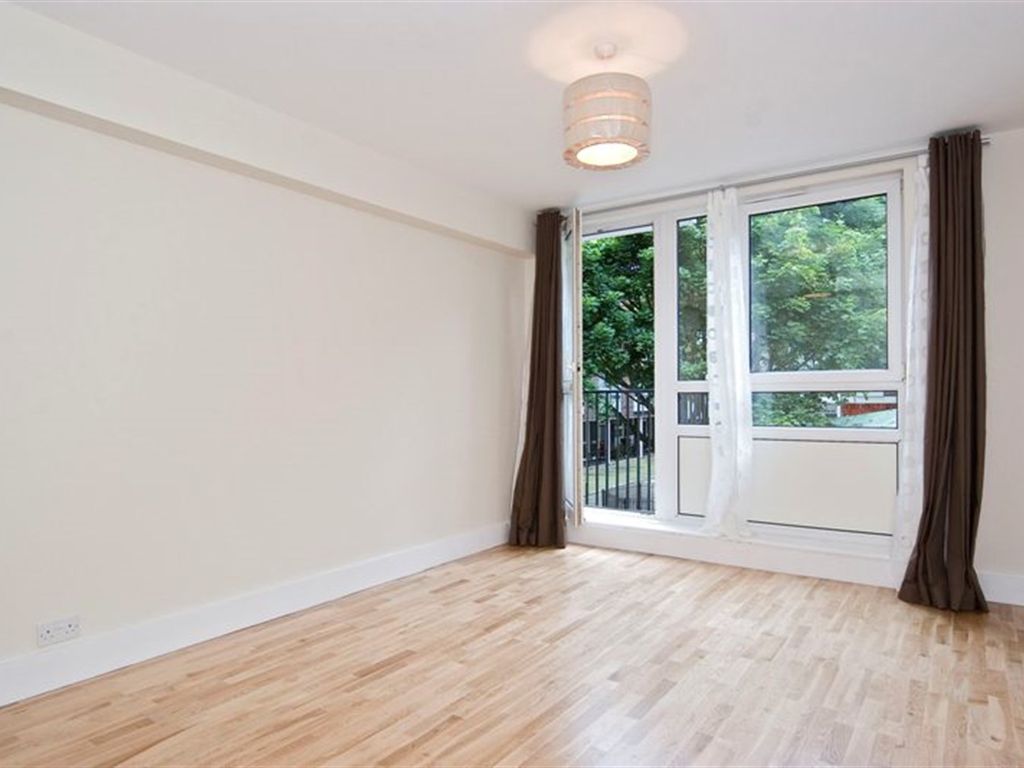 1 bed flat for sale in Compton Close, Robert Street NW1, £450,000
