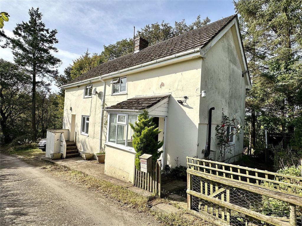 3 bed detached house for sale in Llaithddu, Llandrindod Wells, Powys LD1, £225,000
