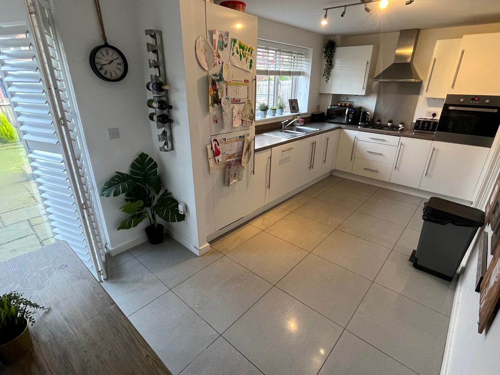 3 bed detached house for sale in Bearwood Road, Kirkby, Liverpool L33, £240,000