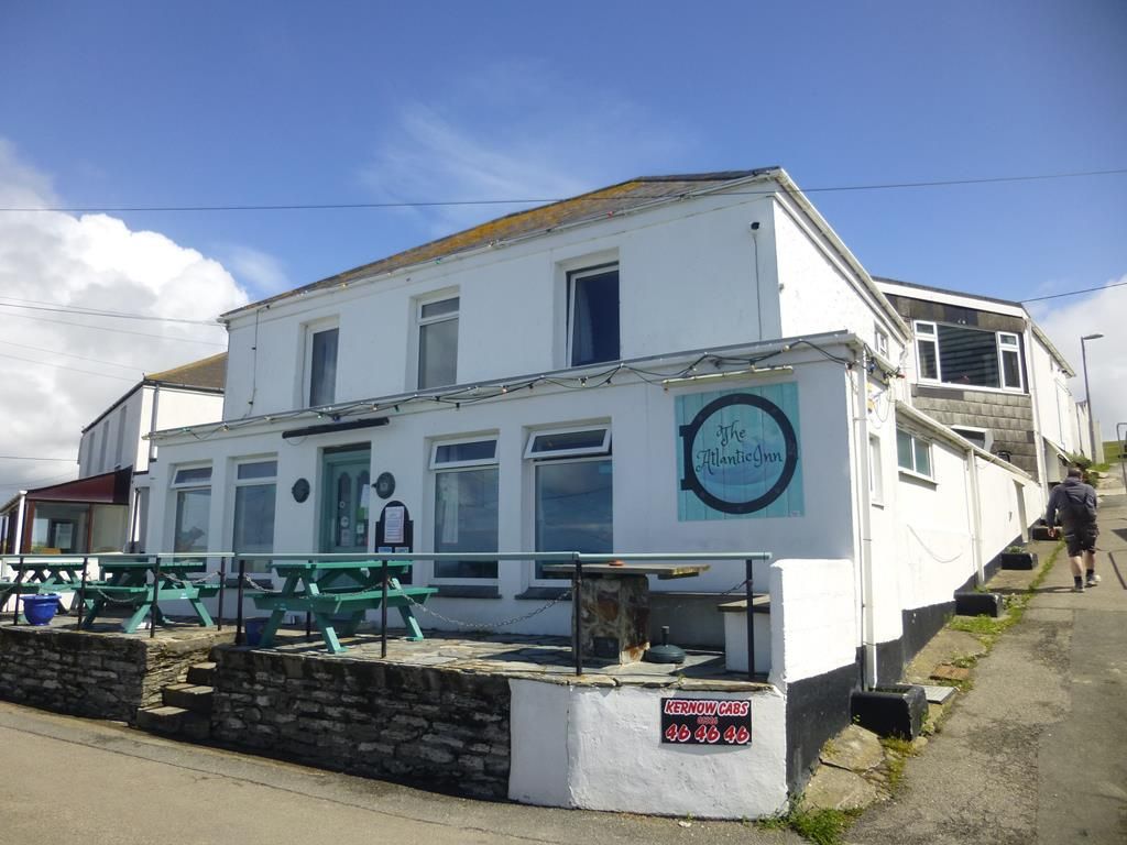 Pub/bar to let in Atlantic Inn (Leasehold) Peverell Terrace, Porthleven, Cornwall TR13, £50,000 pa