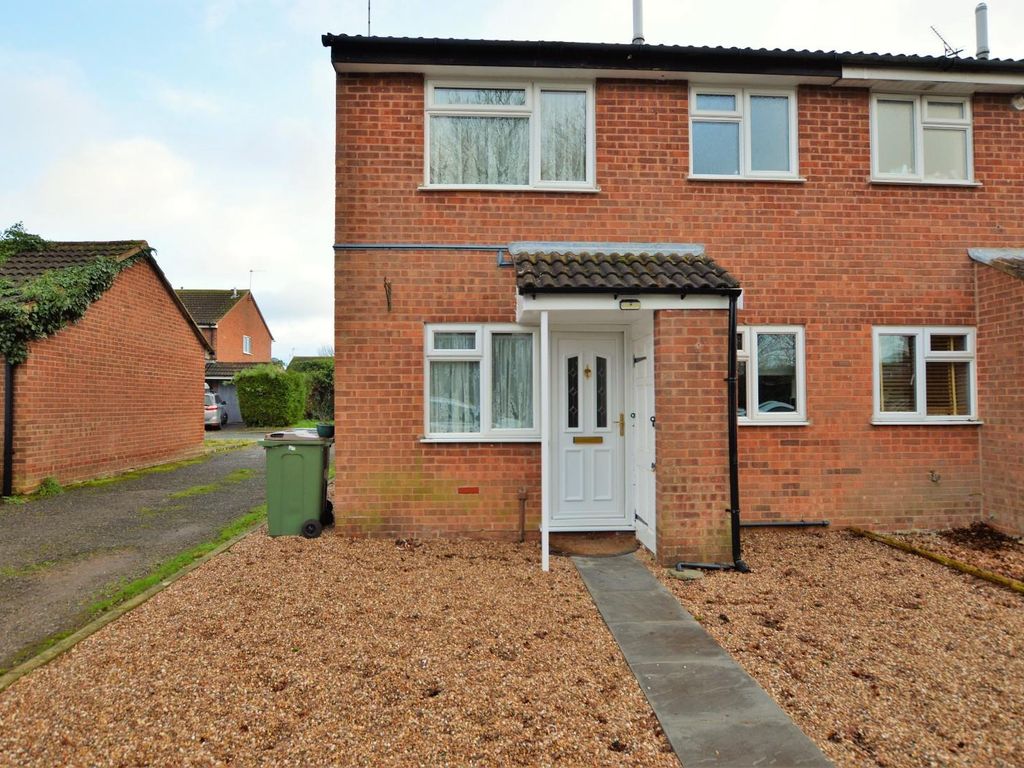 1 bed semi-detached house to rent in Acorn Way, Wigston, Leicestershire LE18, £750 pcm
