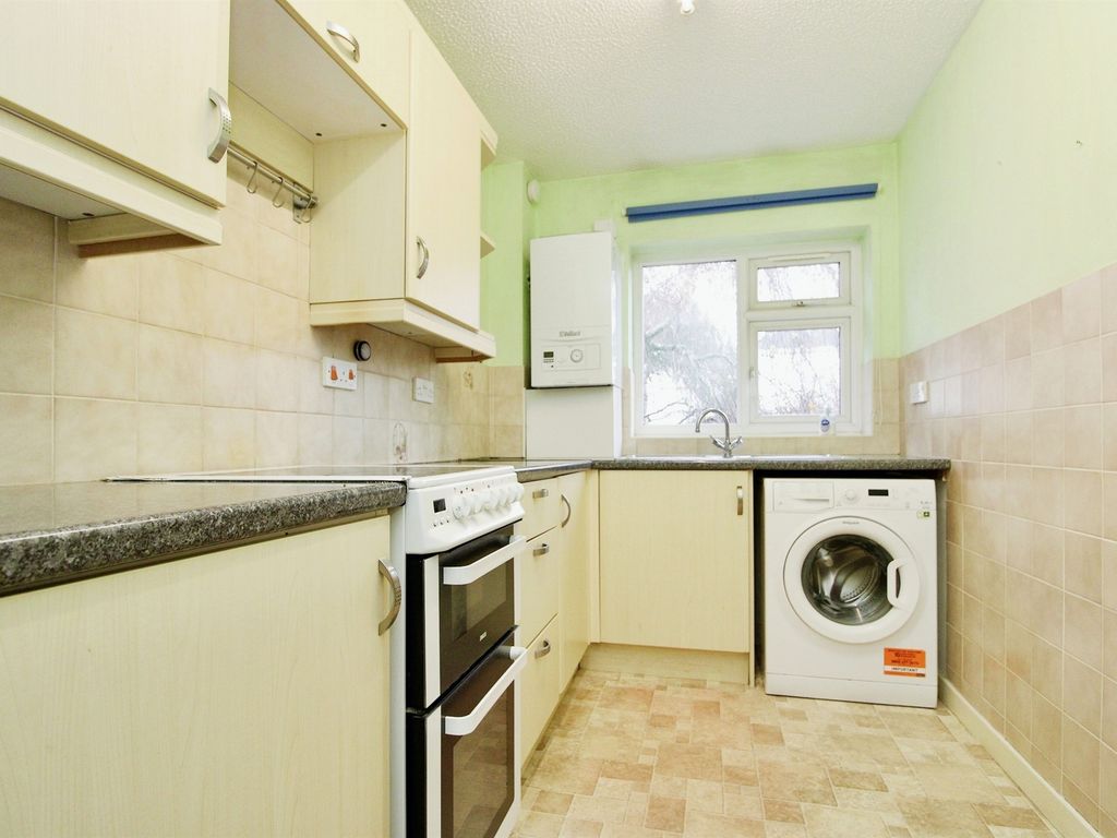1 bed property for sale in Ty-Gwyn Road, Penylan, Cardiff CF23, £120,000